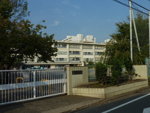 川崎市立幸町小学校(徒歩7分)