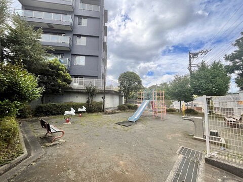久末篭場谷公園(徒歩1分)