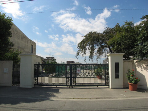 川崎市立玉川中学校(徒歩10分)