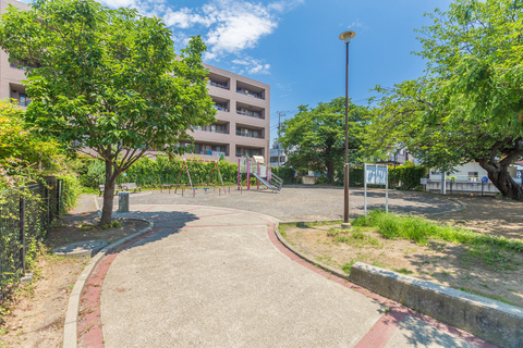 下末吉旭台公園(徒歩3分)