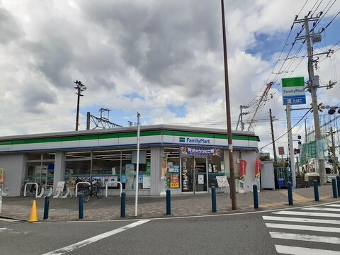 ファミリーマート 横浜コットンハーバー店(徒歩4分)