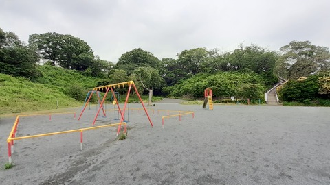 子安台公園(徒歩4分)