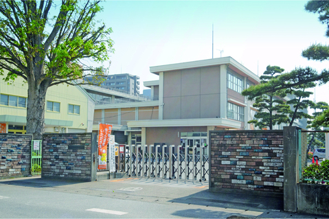 宇都宮市立今泉小学校(徒歩9分)