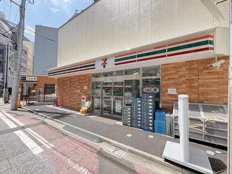 セブンイレブン 東日本橋駅前店(徒歩2分)