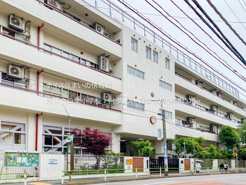 港区立白金小学校(徒歩8分)