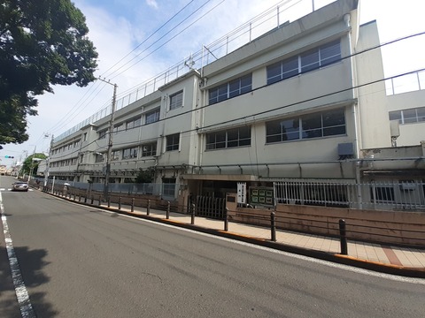 品川区立戸越小学校(徒歩2分)