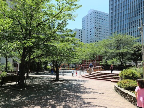 御成橋公園(徒歩2分)