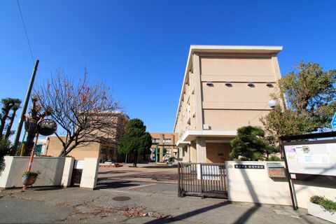 藤沢市立鵠沼中学校(徒歩12分)