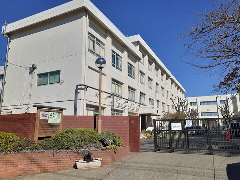 藤沢市立村岡中学校(徒歩15分)