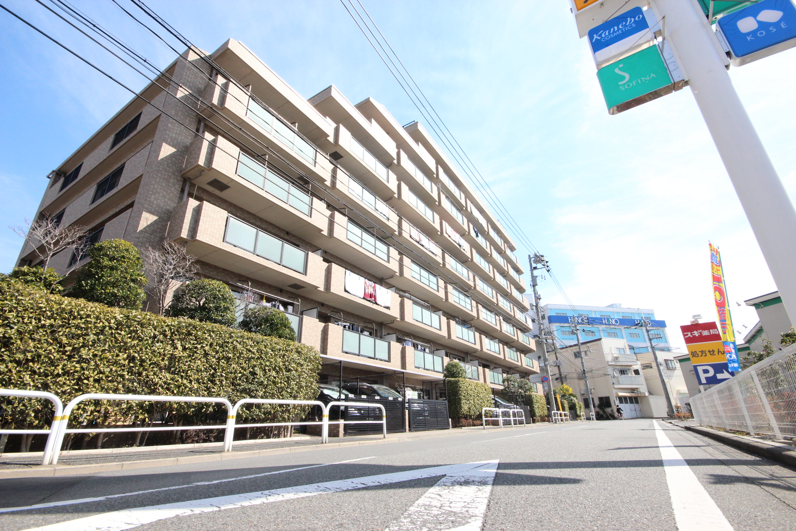 【専用駐車場の有る暮らし】～自然豊かな多摩川のほとりで育む、お子様と家族を大切に出来る新しい暮らし～