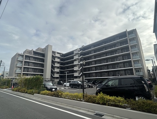 【一括査定を申し込んで1番最初にご連絡をいただいたのが氷室さんでした】~氷室さんのおすすめ通り、買い先行で進めた結果希望通りの住まいも見つかり、全てをスムーズに終えられました。~