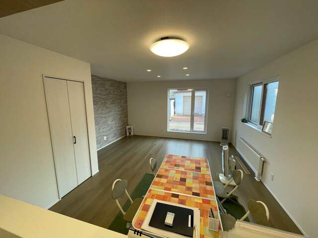 リビングダイニングのスライド画像