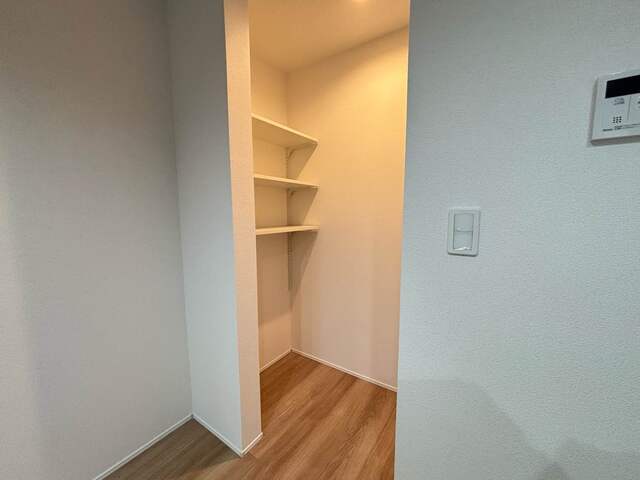 1号棟　洋室1のスライド画像