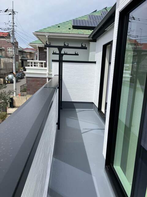 2部屋続きの広々バルコニーのスライド画像