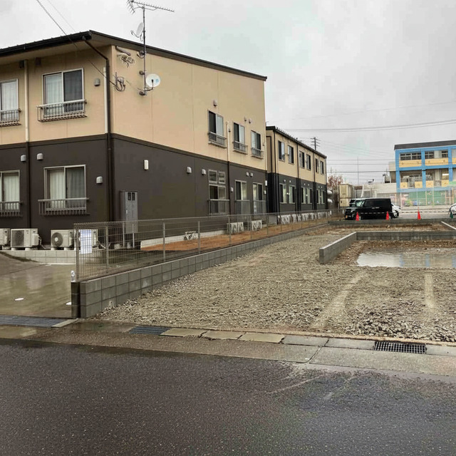 現地土地写真（造成工事中）のスライド画像