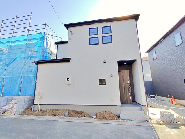 ２号棟ー外観写真のスライド画像