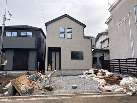２号棟（外観写真・建築中）