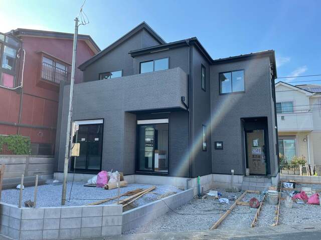 草加市青柳３２期１棟の写真1
