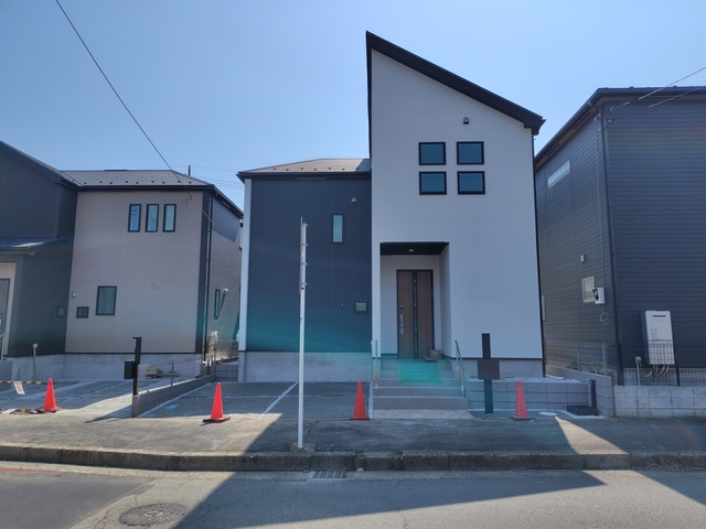 厚木市宮の里３期４棟の写真1