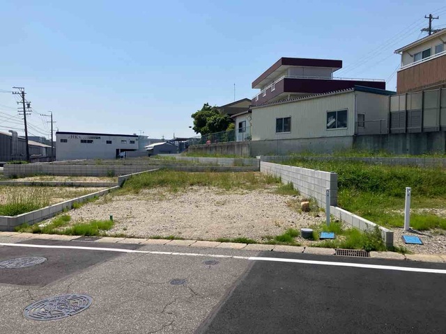 高浜市論地町１３棟の写真1