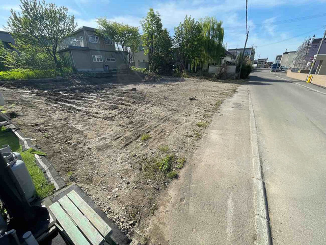 前面道路含む現地土地写真のスライド画像