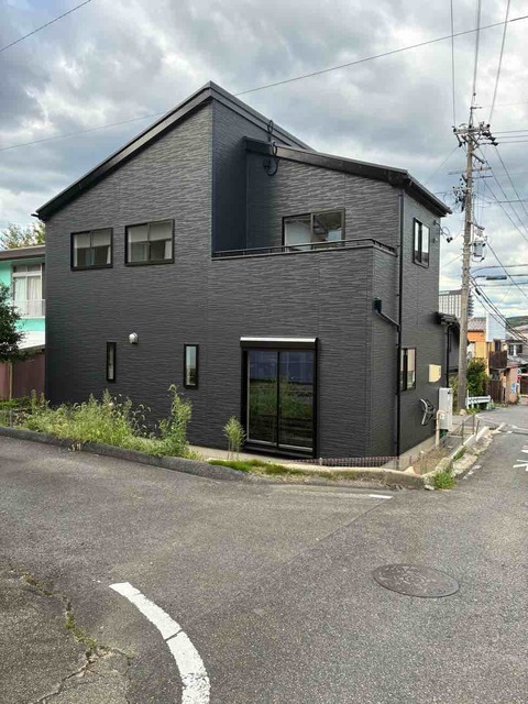 外観写真のスライド画像