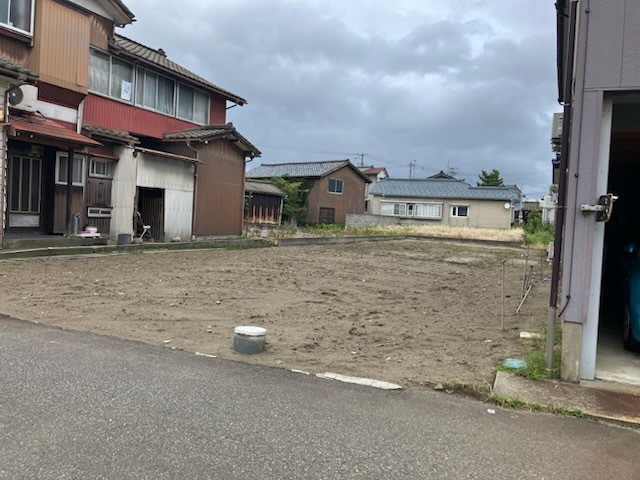 新潟市三軒屋町１棟の写真1