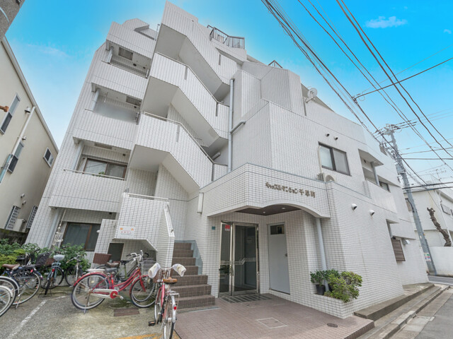【結婚にあたって同棲する物件を探し始めたのがきっかけ】～中川さんはローンや物件の説明が丁寧で信頼できると感じました～