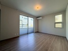 ２面採光で明るいお部屋。お子様のお部屋にもぴったり♪