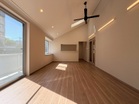 オープンでのびやかな空間を生み出す広々としたLDK。家族との時間を大切にした住空間です。