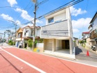 自然の光と温もりに包まれる贅沢な角地。