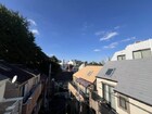高台に位置するため眺望良好。