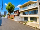 閑静な住宅地で子育て家族にピッタリ。