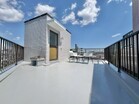 広々としたルーフバルコニーで洗濯物も楽々干せそう♪