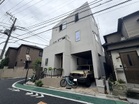 ビルトインガレージ、雨の日も愛車が濡れません