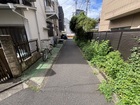 周囲は静かな環境です