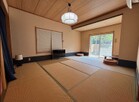 凛とした佇まいと洗練。和の美意識が息づく空間。日本の伝統美が上質な静寂のひとときを彩ります。