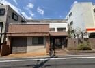 千代田線「根津」駅徒歩3分の好立地。敷地67坪。9SLDKと圧巻の大型・ハイグレード戸建。