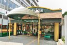クイーンズ伊勢丹小石川店（スーパー）