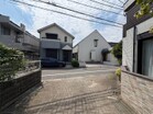 ゆったりと落ち着いて駐車できる、４mの安心幅。