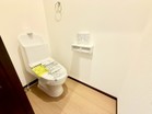 トイレは各階にございます。
