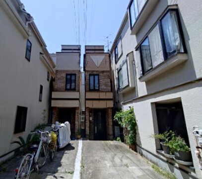 落ち着きのある街並みと快適なアクセス　東馬込１丁目の邸宅