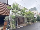 憧れの白金アドレス。閑静な住宅街に調和した佇まい。