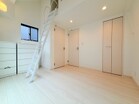 小屋裏収納付きで、居住スペースは常にスッキリ保てます。