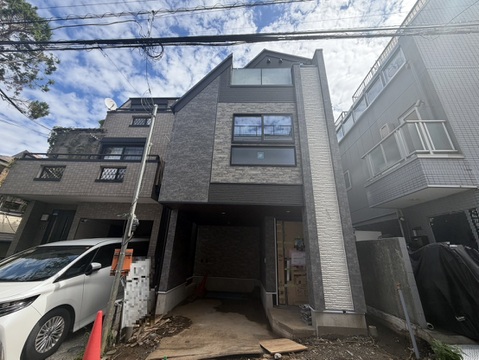 品川区旗の台４