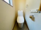 トイレは各階にございます。