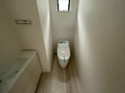 トイレは２箇所ございます。
