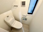 室内には2ヵ所のお手洗いがございます。