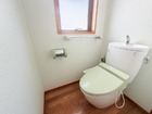 トイレは２箇所ございます。