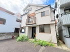 【並列２台駐車可】お車をお持ちのご家族に嬉しい、駐車スペース付きの住まい。